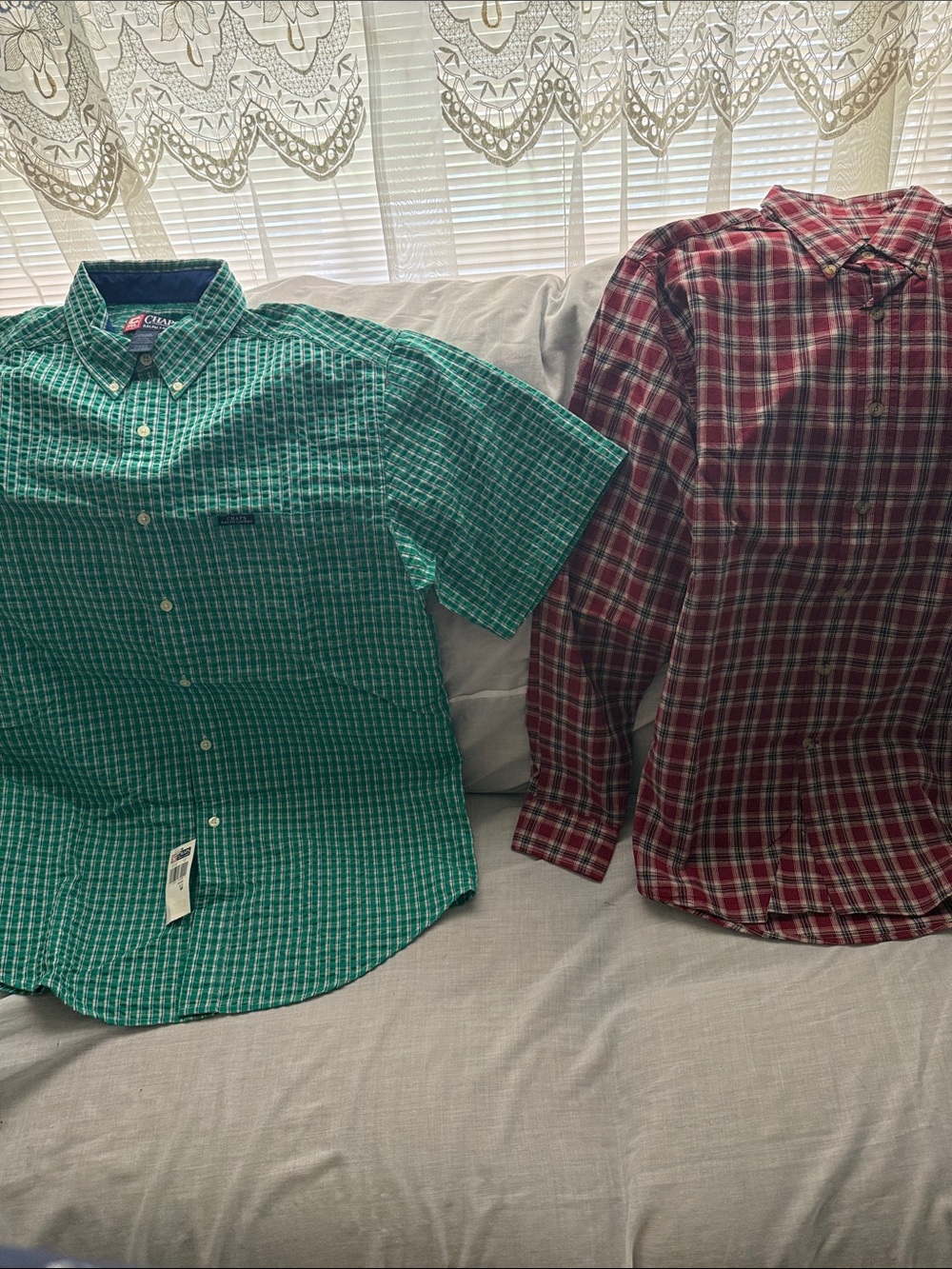 Chaps Men's Green Short-Sleeve Plaid Button-Down Shirt & Oshkosh l/s. Size med
